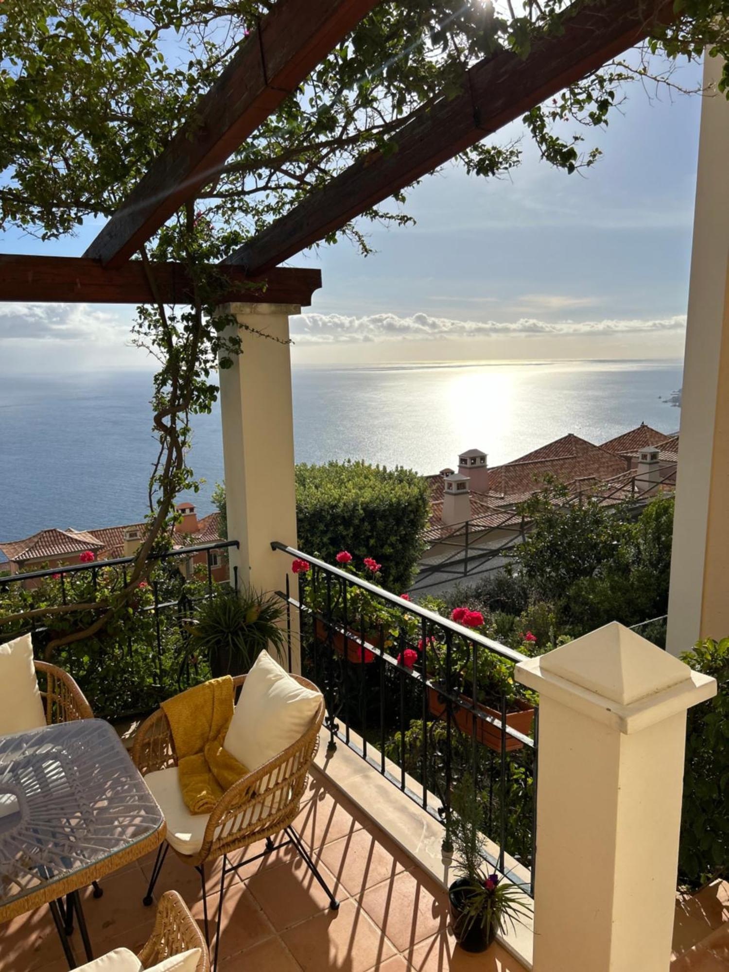 Balancal Apartments And Villas Palheiro Village Фуншал Экстерьер фото