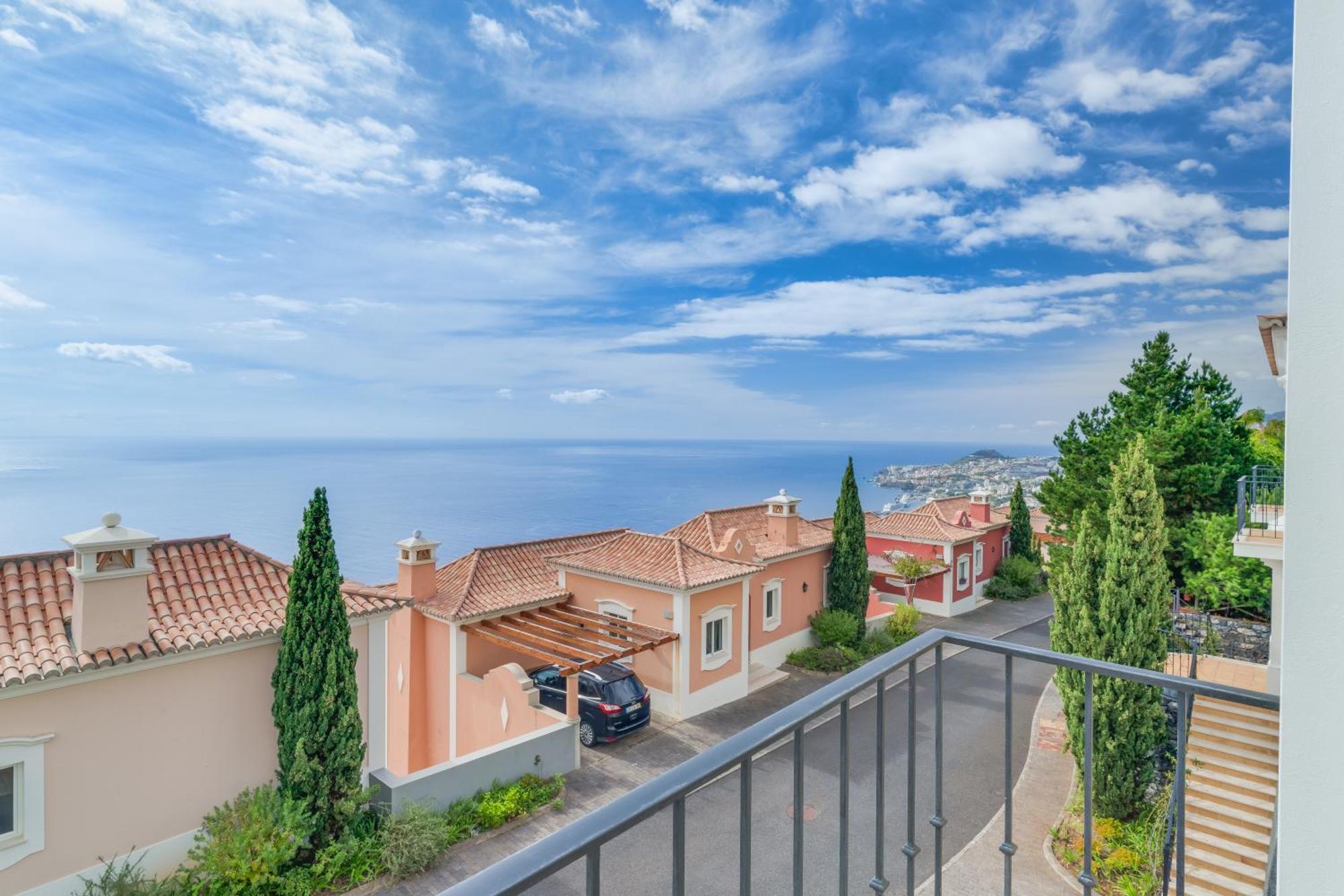 Balancal Apartments And Villas Palheiro Village Фуншал Экстерьер фото